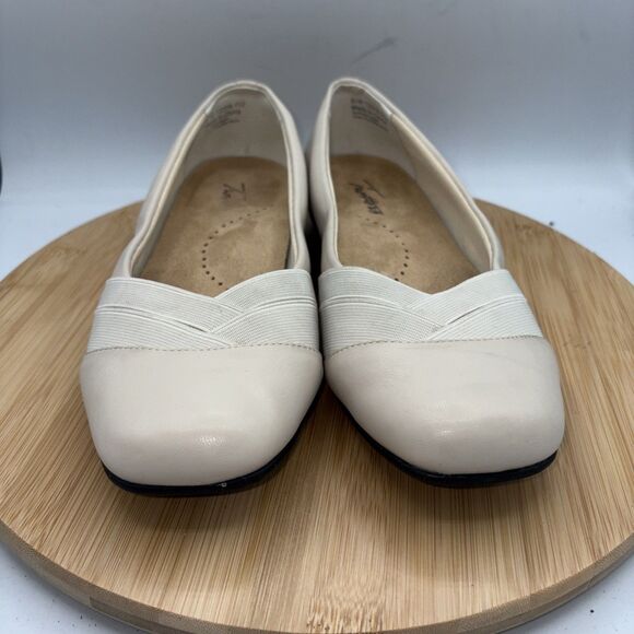 Trotters Stella Ballet Flats Women’s Ivory Slip-On Comfort Shoes 8W Square toe - Picture 5 of 11